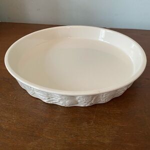 Mikasa English Countryside White 10 inch Quiche Ceramic Baking Dish DP900